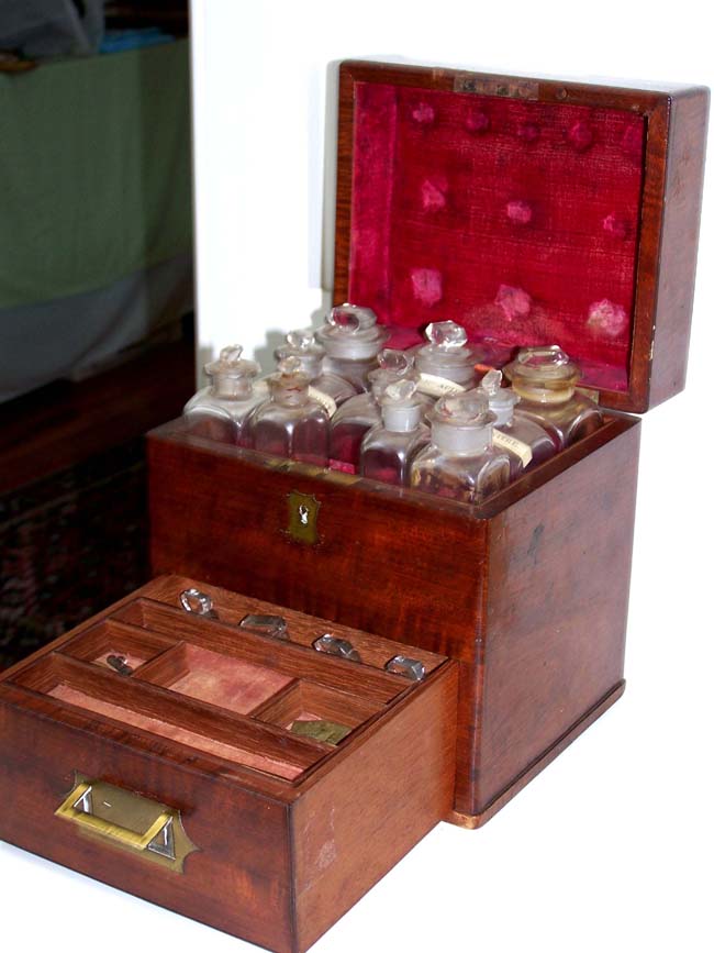 A wonderful antique Ships' Medicine Chest circa 1830 made by SPRINGWEILER of London. — image 2